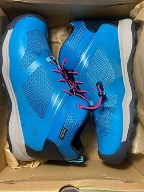 Keen Fjord Blue/Fuchsia Youth Wanduro Mid WP Shoes